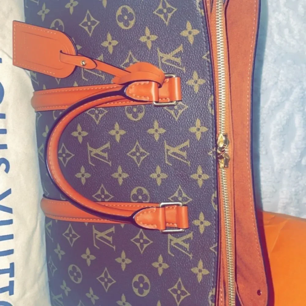 Louis Vuitton Soufflot MM - Picture 6 of 6